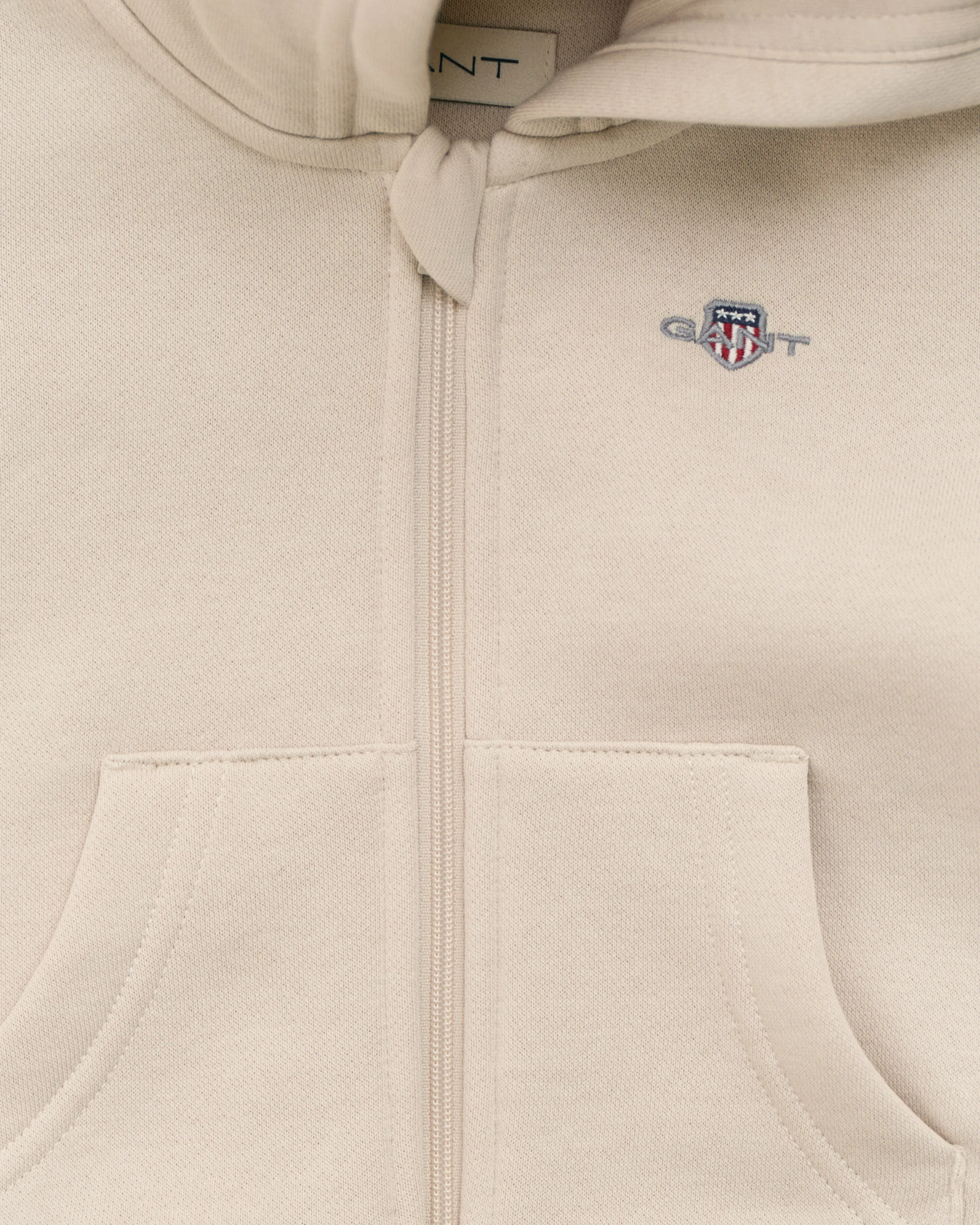 Gant - Embroidered shield zip hoodie, soft oat